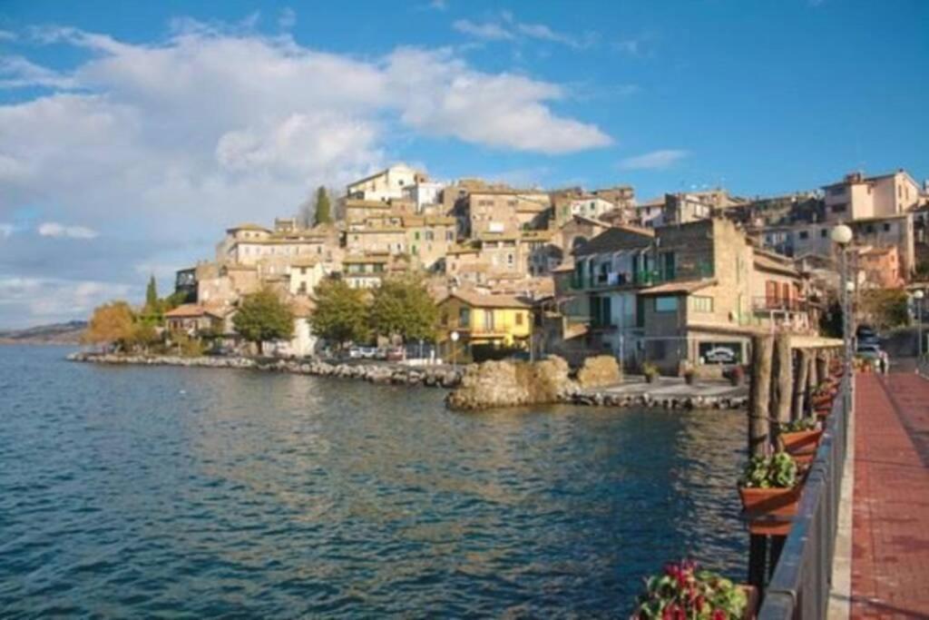Casa Vacanze Gli Oleandri Bracciano  Exterior photo